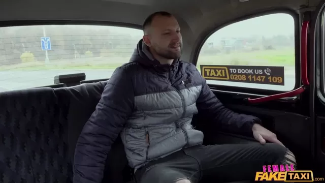 Порно видео канала Fake Taxi.