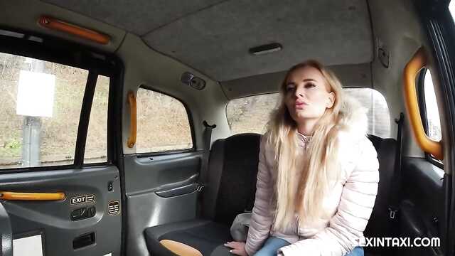 Как я дала таксисту - порно рассказ 